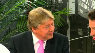 esoSat Sat.-Flachantenne FA-265.SAT mit digitalem Twin-LNB