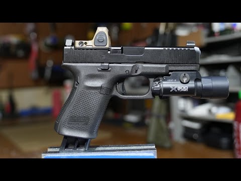 Trijicon TR24 1-4x24 Accupoint Scope Review: Still the Best?