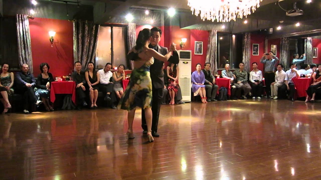 Nico y Xiao Pa (Beijing, China) @ 2013 Shanghai Tango Marathon