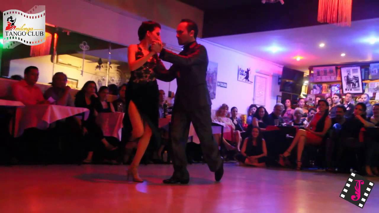 PAULA BALLESTEROS Y LEONARDO BARRI (Vals)