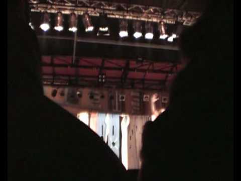 Antonio Rezza - Pitecus - Piazza Farnese - Roma 19-03-2006 - parte 4