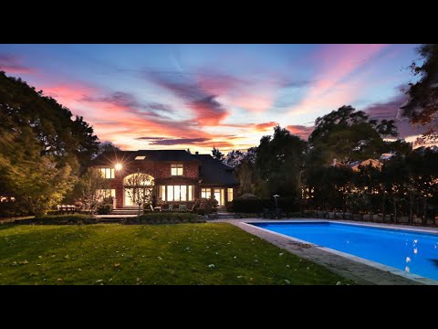 265 Donessle Dr Oakville ON - presented by Peter He