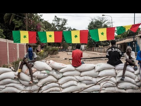 Sénégal : Sonko protégé par ses jeunes partisans avant son procès