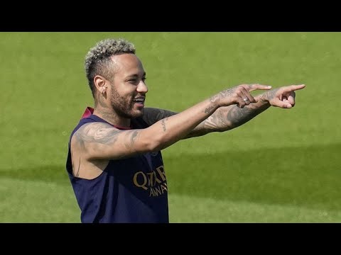 تقرير نيمار أبلغ باريس سان جرمان بأنه يريد الرحيل عن النادي