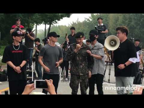 [Full Fancam] 170712 Eunhyuk discharge #WelcomBackEunhyuk