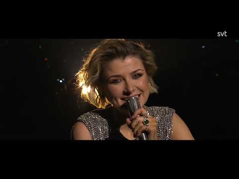 Melodifestivalen 2022: Cornelia Jakobs Winning Moment + Winner's Reprise (English Commentary)