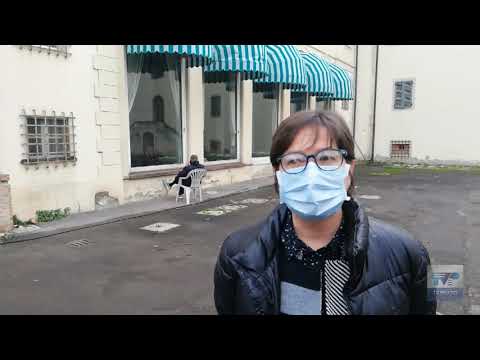 incontro con i parenti attraverso il vetro nella rsa santa maria della pietà