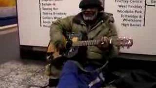 London Busker Full of Character - Redemption Song(Remix)