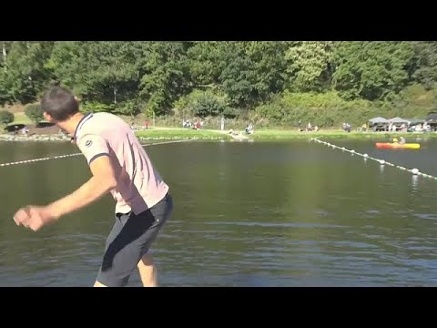 Ditschen oder flitschen: Diese Menschen lassen Steine auf dem Wasser tanzen