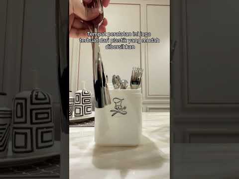 Gambar Appetite Bear Tempat Alat Makan Plastik Dengan Cover Square Big - Putih