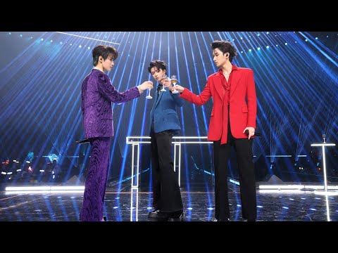 《她没在看我》澳门楼外楼演唱会 刘耀文张真源严浩翔 #tnt #tnt时代少年团 #时代少年团 #刘耀文 #张真源 #严浩翔 #快手 #演唱会 #kuaishou #live #澳门