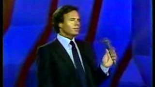 JULIO IGLESIAS &#39; IVE GOT YOU UNDER MY SKIN&#39; live in  Mexico 1985