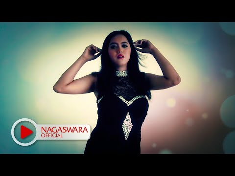 Ratu Idola  - Sumpah Aku Nggak Sakit (Official Music Video NAGASWARA) #music