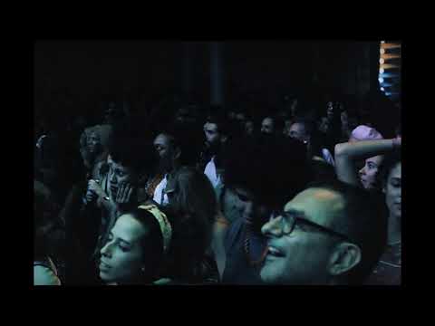 Abayomy  feat Orlando Julius - Adará  ao vivo no Circo Voador