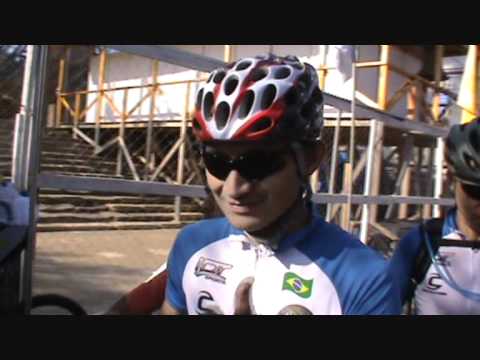Concentração Cat PRO -  BIGBIKER S L PARAITINGA 2011.wmv