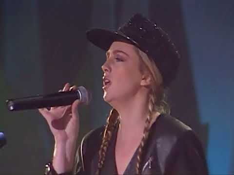 Marie Claire D'Ubaldo - La Magia Del Ritmo (Venga Conmigo, La Serena, Chile  1995)