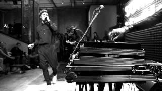 Mikky Ekko performing &quot;Smile&quot; Live at Sonos Studio on KCRW