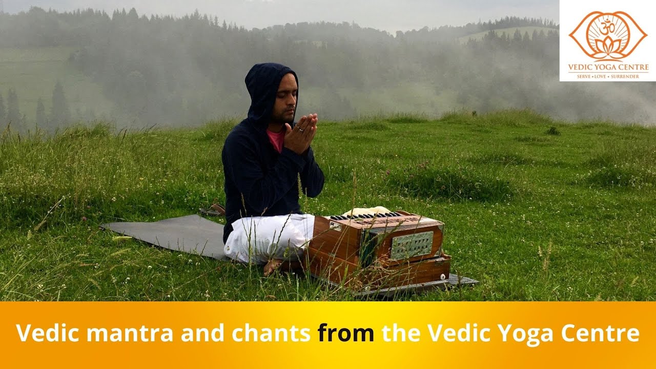 Vedic mantra chants for a morning practice l Shailendra Singh Negi, from the Vedic Yoga Centre