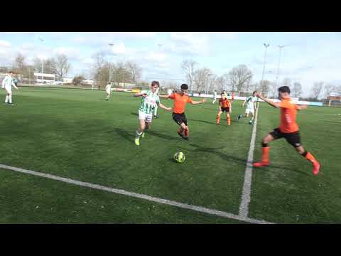 Kloetinge JO17-1 -   Jodan Boys JO17-1 ; eerste helft