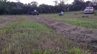 preview picture of video 'Baling Hay 2013 - Finally'