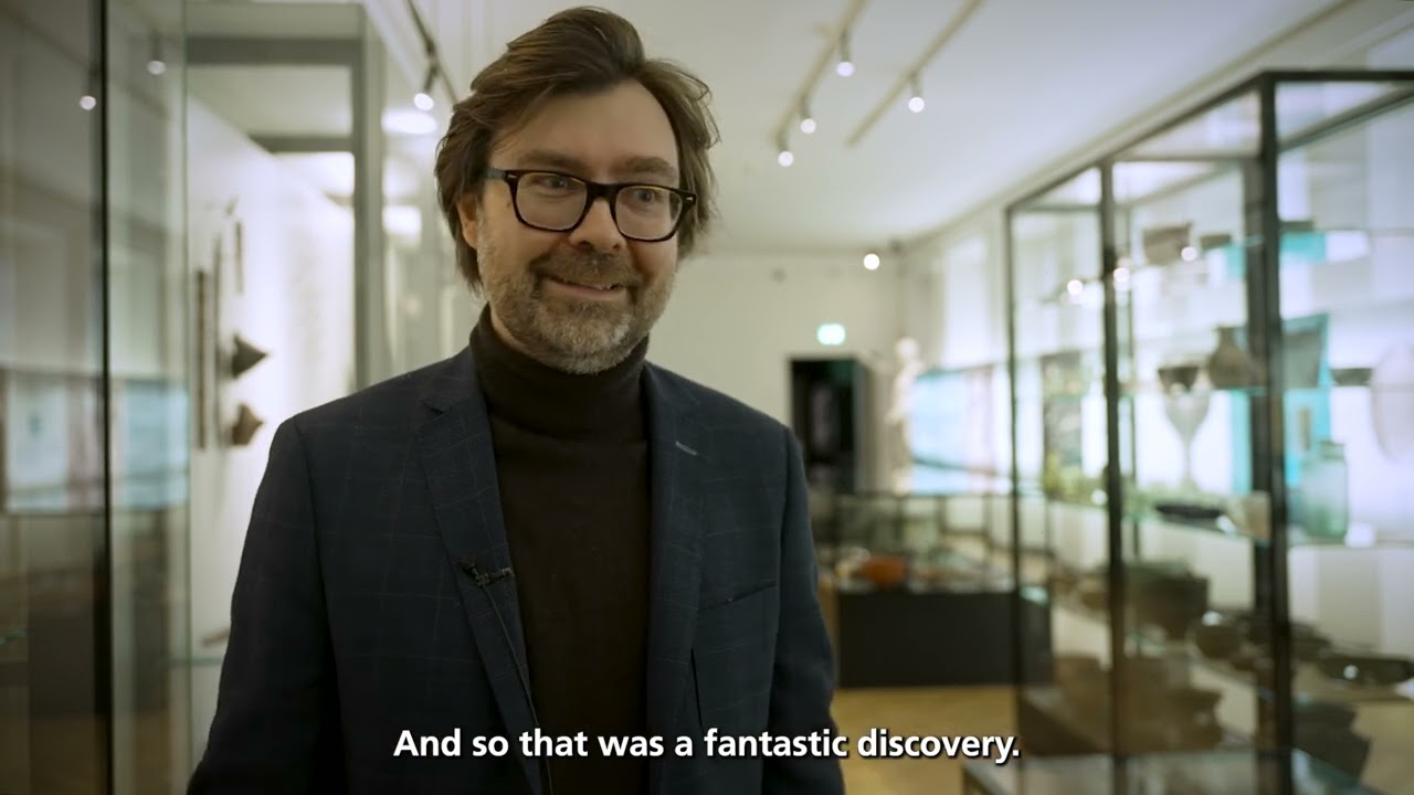 Fingerprint of ancient seafarer found on Scandinavia’s oldest plank boat - YouTube