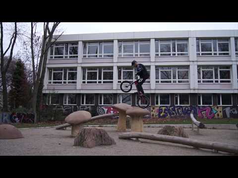 download lagu mp3 mp4 Ep Gelsenkirchen, download lagu Ep Gelsenkirchen gratis, unduh video klip Ep Gelsenkirchen