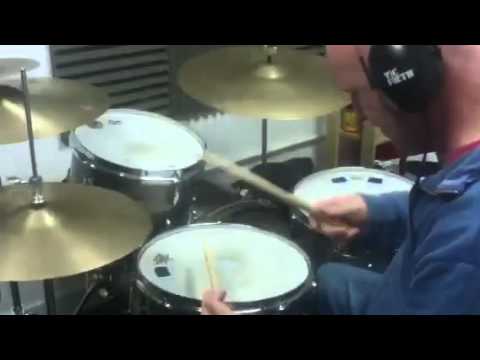 Garry Montgomery Funky hihat splash groove Part 1