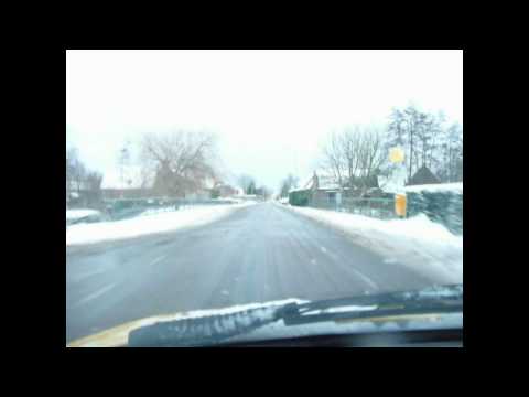 Andijk in de sneeuw 22-12-2009. via de auto opgenomen.