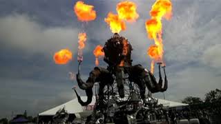 "El Pulpo Mecanico" from Songs For Curious Constructions by Michael Hearst