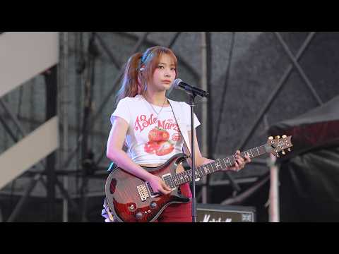 [4K]QWER ShowDown 시연 직캠 @전주얼티밋뮤직페스티벌