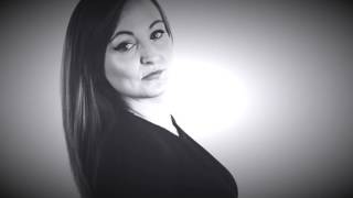 Farrah Joy - Fool To Love (NAO Live Acoustic Guitar Cover)