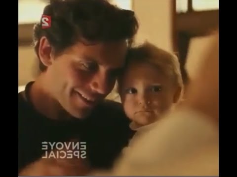 MIKA WITH HIS FAMILY (Funny moment)
