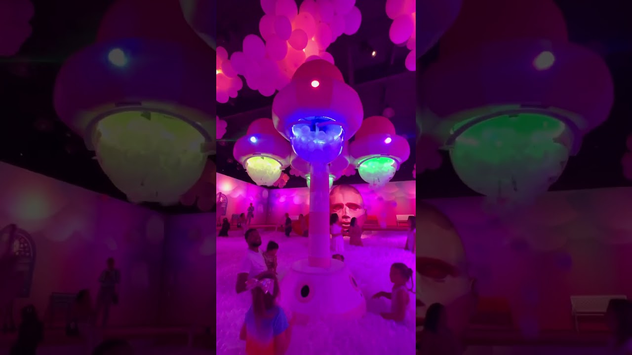 Bubble world experience is in Los Angeles! 🫧💖 #bubbleworld #thingstodoinla #laevents #losangeles