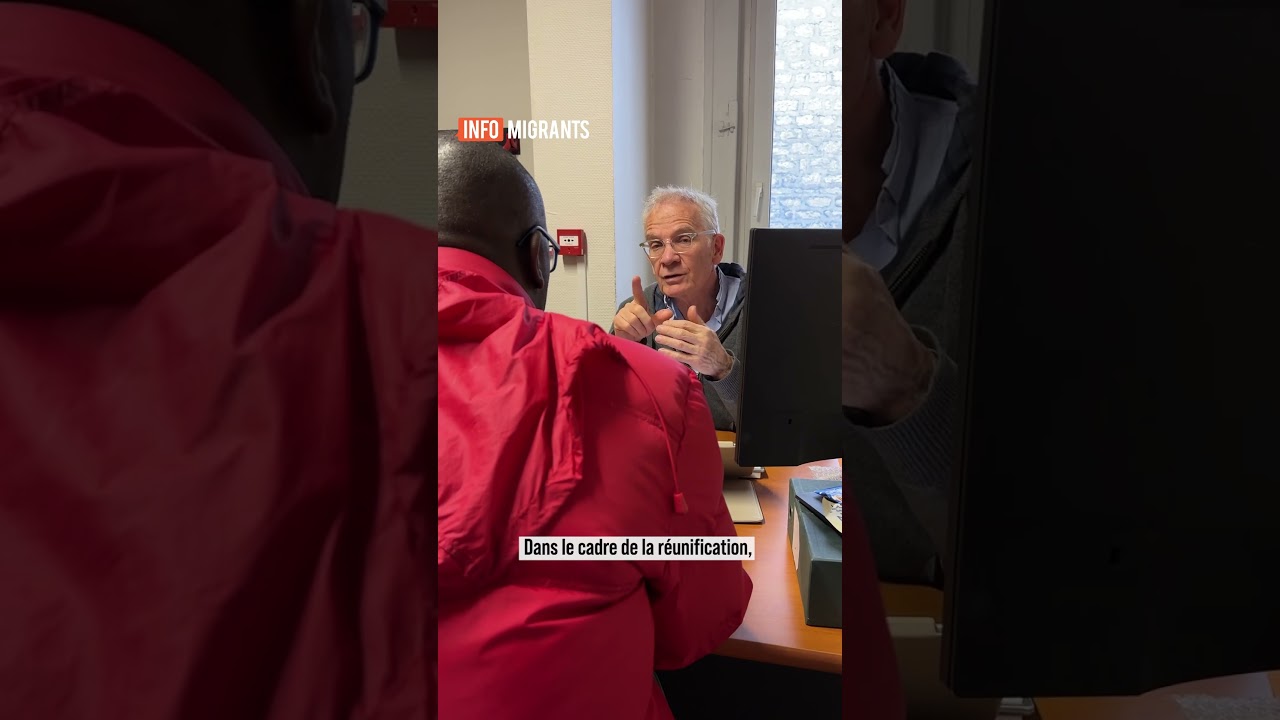 "Je n'arrive pas à me connecter" : les étrangers face à la "galère" du tout numérique