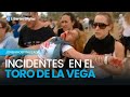 Una manifestante herida por una pedrada en el Toro de la Vega