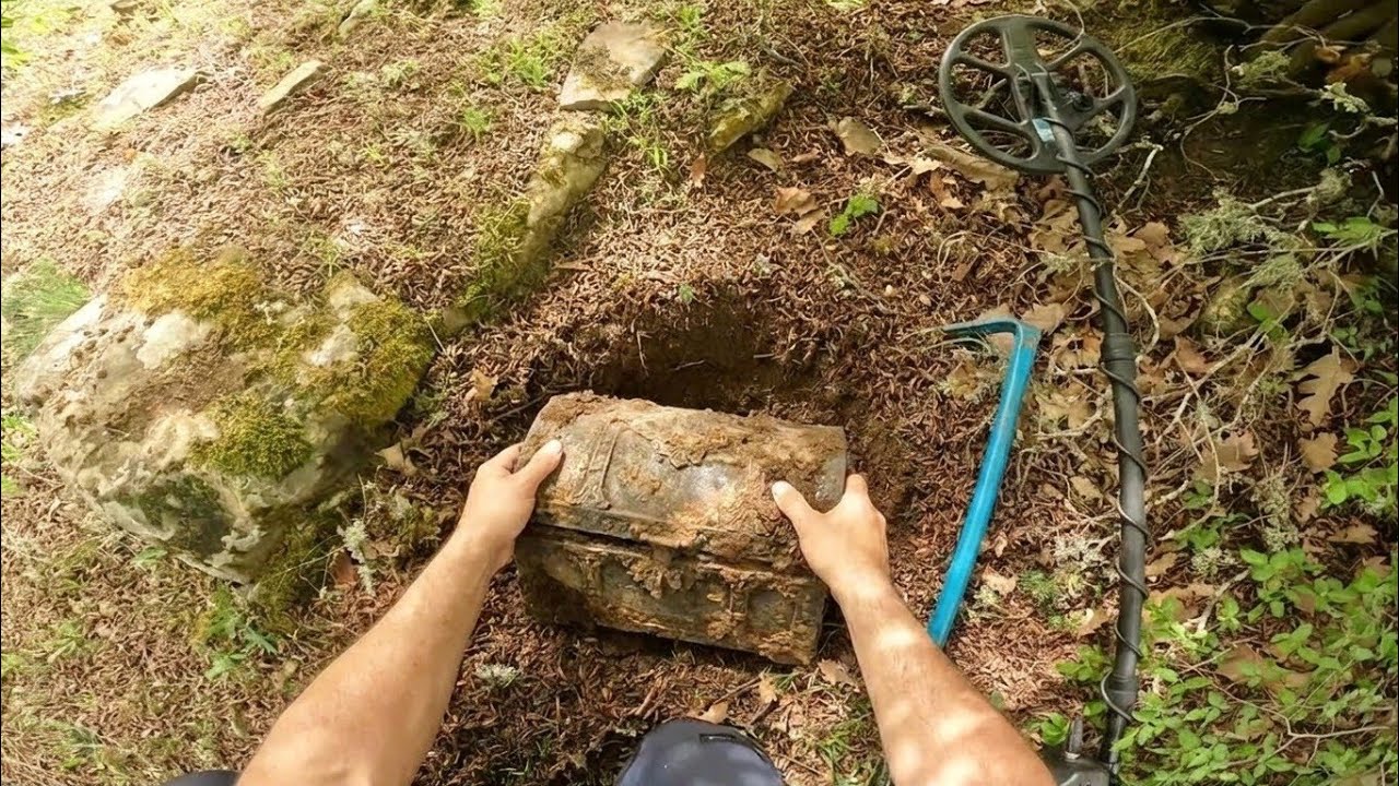 Arazide Umduğumdan Büyük Define Buldum!!!
