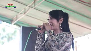 Download lagu Emas Hantaran - Rika Azza mp3