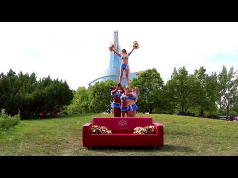 Red Couch Tour - Winnipeg, MB - vlog 35