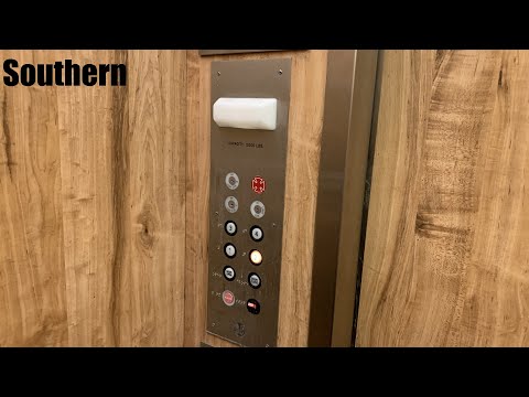 1980s Southern Hydraulic Elevator - Martinsville, VA