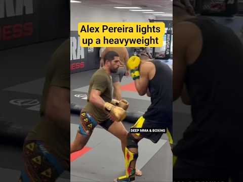 Alex Pereira lights up a heavyweight #ufc