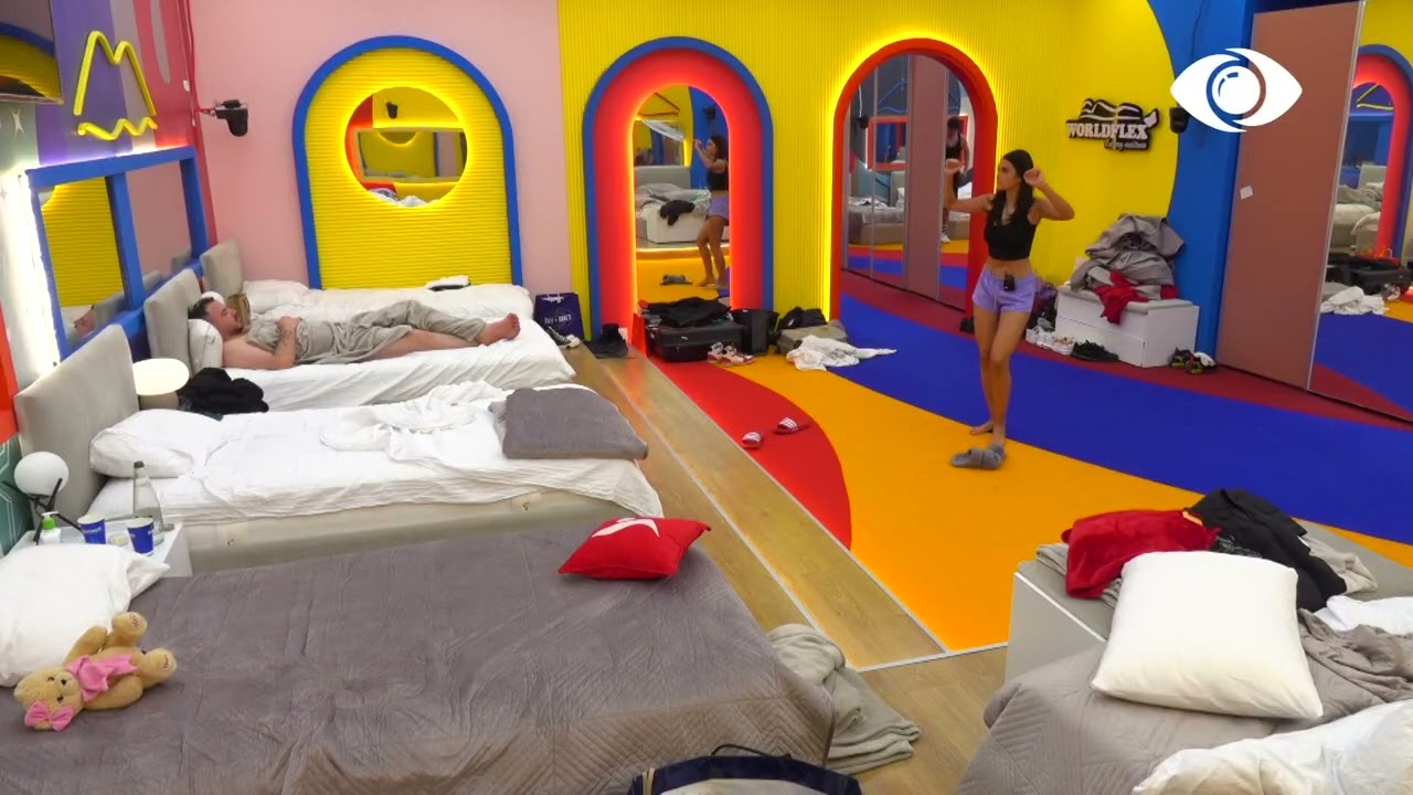 Kristi thërret Bledin: Çohu se ke dhe ca orë për debat