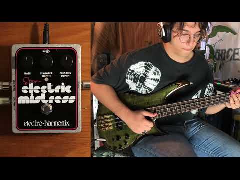 Electro Harmonix Stereo Electric Mistress Bass Demo