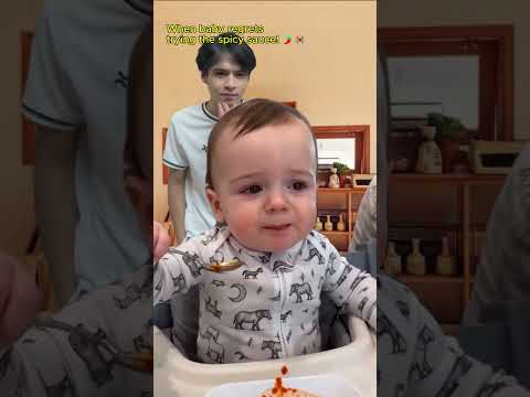 Baby’s HILARIOUS reaction to trying SPICY chili sauce! 🌶️😭