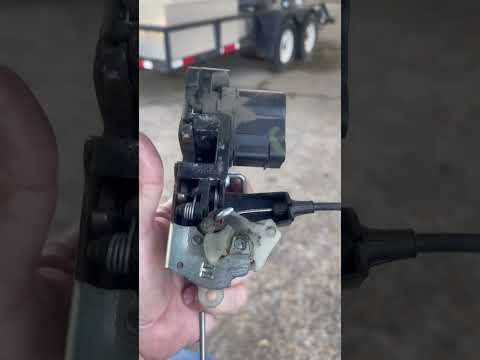 2019 International LT inside drivers door latch cable