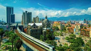 Expresidente de Colombia: China goza de plena salud económica