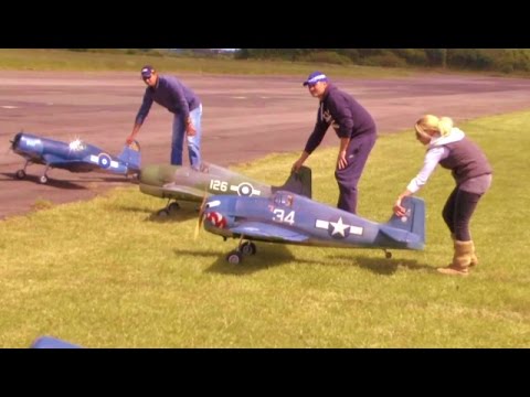 RC MULTIPLE LARGE WW2 WARBIRDS DISPLAY AT LONG MARSTON MODEL AIRCRAFT SHOW - 2015