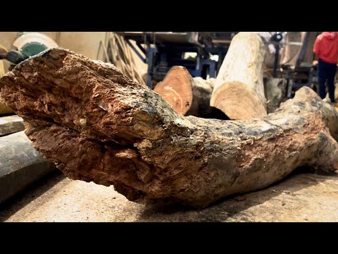 Woodworker - From Abandoned to Adorned: Crafting a Beautiful Dining Table with Woodworking Magic