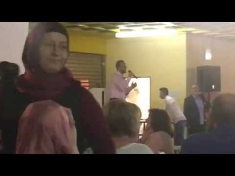 Sänger Saad Chemmari beim Fastenbrechen in der IGP 2016