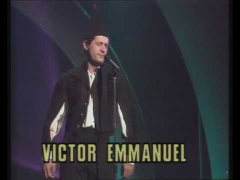 Martes y 13 - Víctor Emmanuel