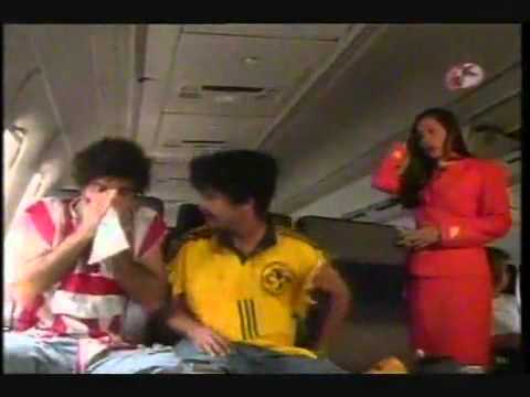 Francia 1998 - Derbez en Cuando - Dos Nacos Rumbo a Paris (Eugenio Derbez y Adal Ramones).flv